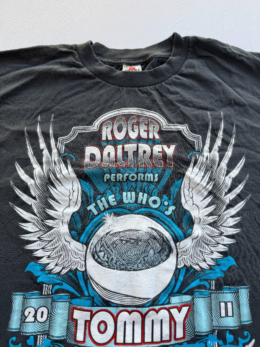 Roger Daltrey Performs The Who’s Tommy 2011 Tour Tee - Men’s XL